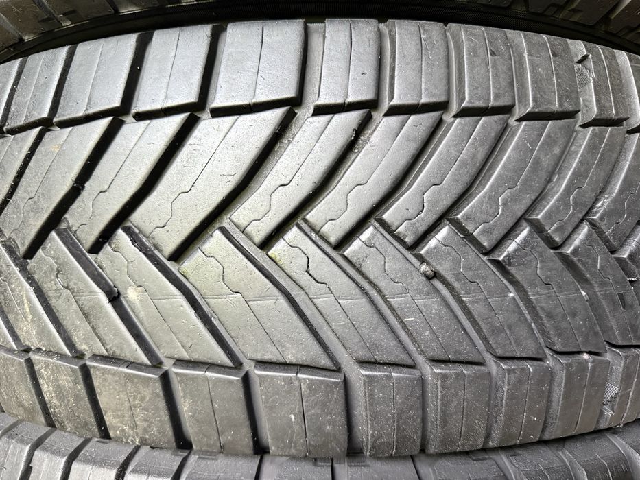 225/75 R16C 121/120R Michelin Agilis CrossClimate 4шт. 8мм 2024