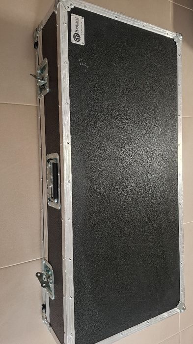 Flight Case em excelente estado