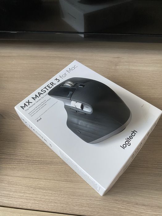 Logitech MX Master 3 for Mac com caixa e cabo original