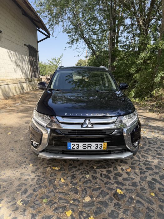 Mitsubishi Outlander 2.2 D 7 lugares Nacional
