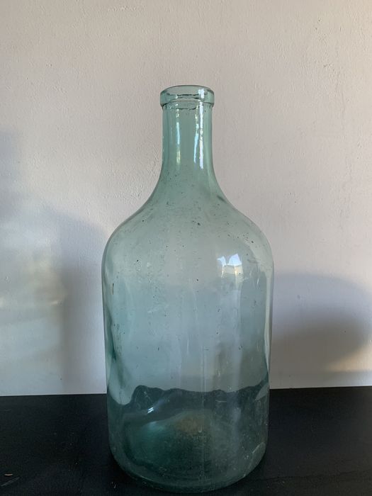 Декоративная бутылка. Стекло.