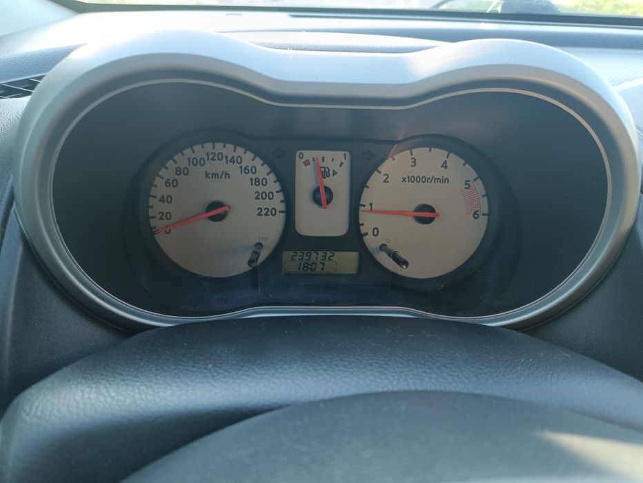 Продам Nissan Note 1.5 Dci