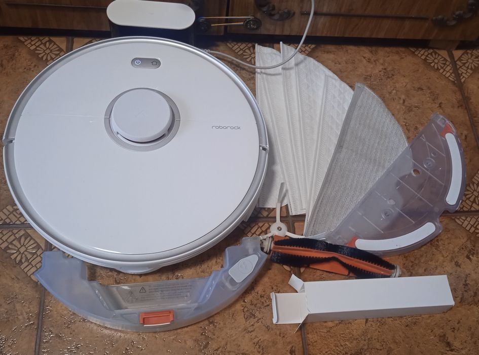 Продам робот пилосос Xiaomi Roborock S5 Max