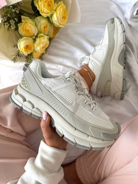Nike Zoom Vomero Roam Summit White Light Bone premium , Nike Zoom