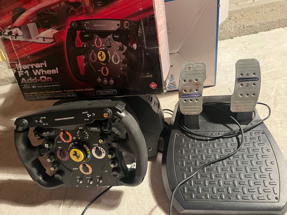 Kierownica thrustmaster f1 Ferrari stan bdb