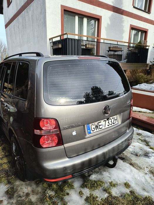 Sprzedam Volkswagen Touran 2008 7 os 1.9 TDI