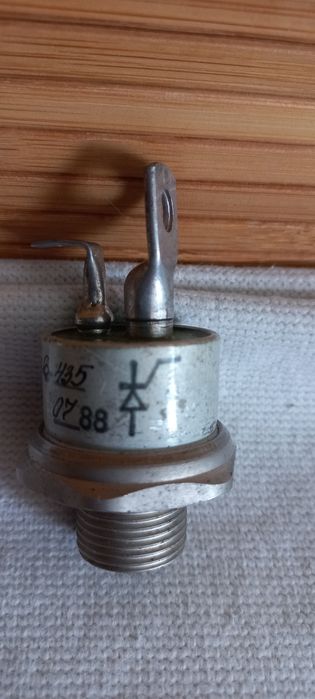 Силовые тиристоры Т-15, Т-25
