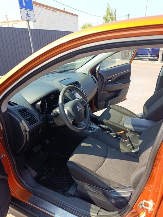 Mitsubishi outlander sport