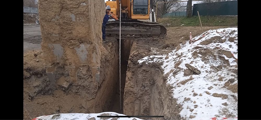 Послуги екскаваторів,тралів,горизонтальне буріня