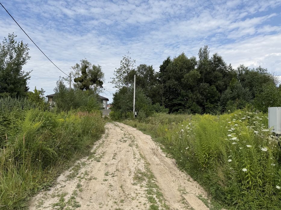 Земельна ділянка в Ірпені, на ділянці є 220В