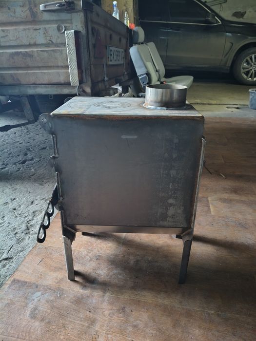 Буржуйка, піч. Тепло.