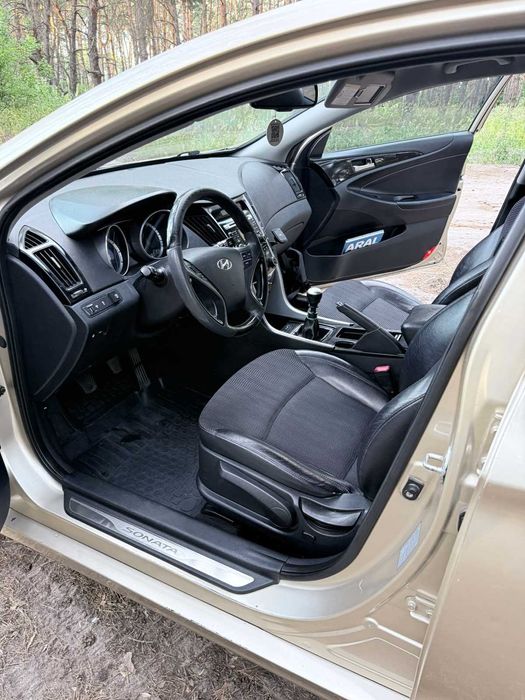 Hyundai Sonata 2010 VIN KMHEC41BABA130637 фото оголошення 14 з 18