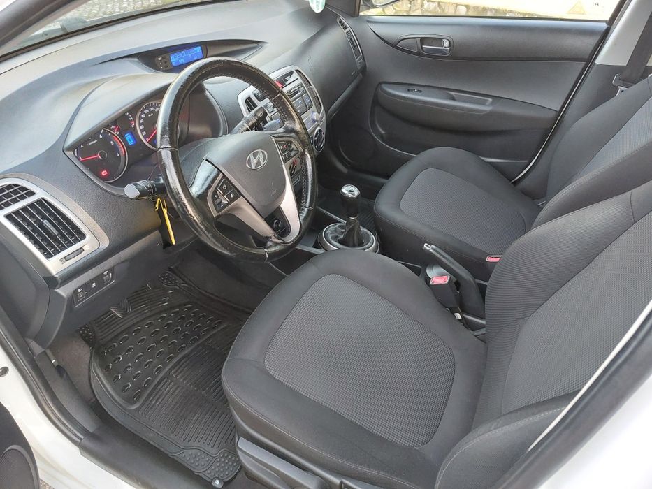 Hyundai I20 1.1 CRDI Ano 2014 Nacional c/ apenas 138.000klms Garagem