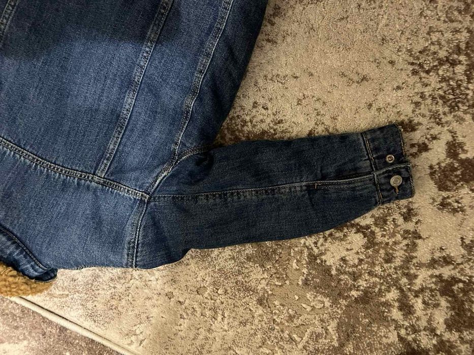 Продам куртка зара 110.