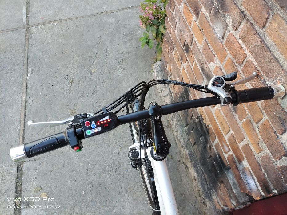 Електровелосипед з Німеччини є вибір доставка по району