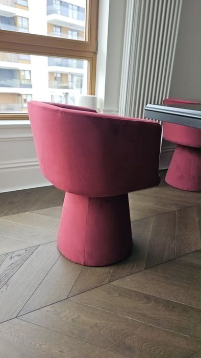 Piękne krzesła bordo welur - marki LECTUS