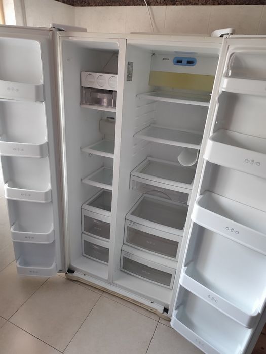 Frigorífico Americano LG Side by Side – Bom Estado – Totalmente Funcio