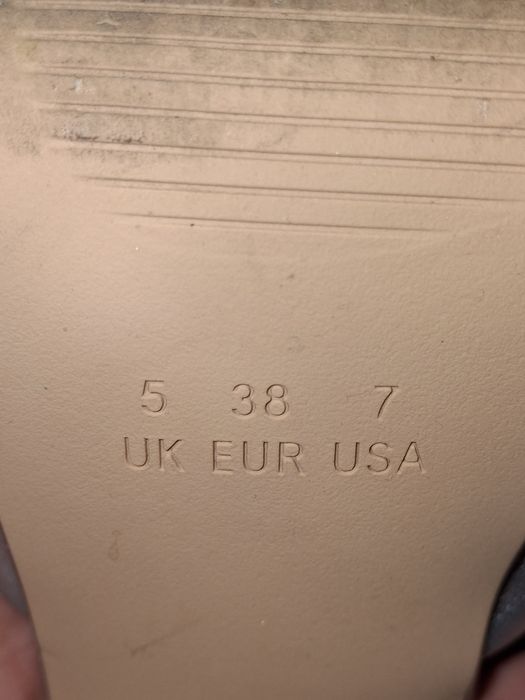 Жіночі туфлі. 25 см. PRIMARK