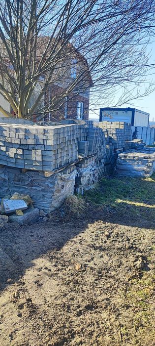 Kostka rozbiórkowa bechaton