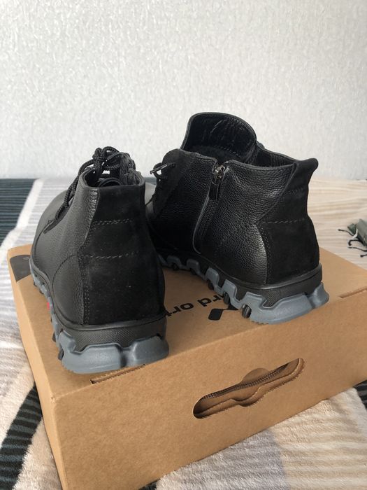 Ботинки зимние,повседневные из натуральной кожи