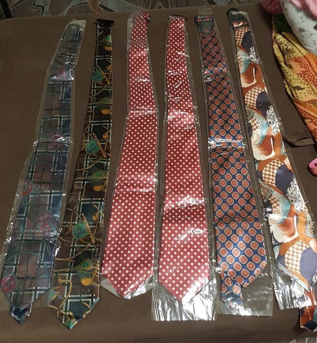 Гастуки краватки НОВІ