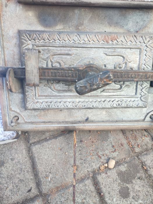 Drzwiczki do pieca kaflowego