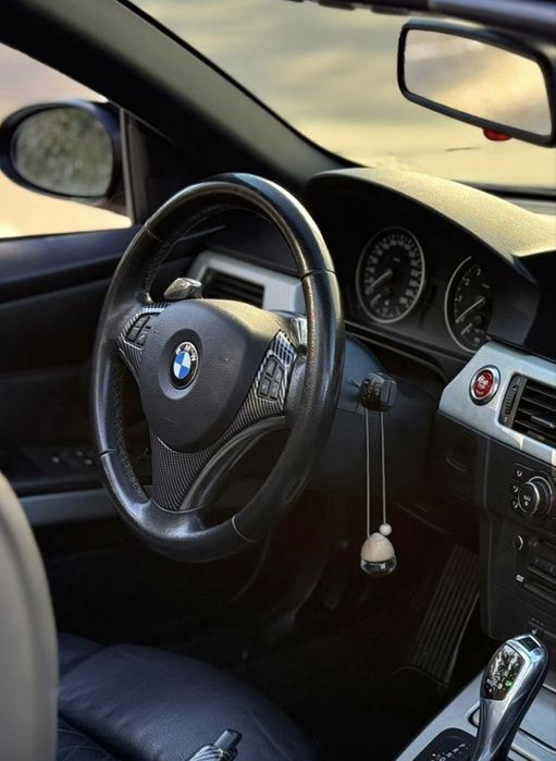 Volante BMW  com patilhas