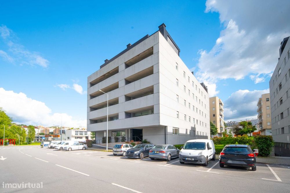 Apartamento T1 no Parque Norte - Construção Acrescentar