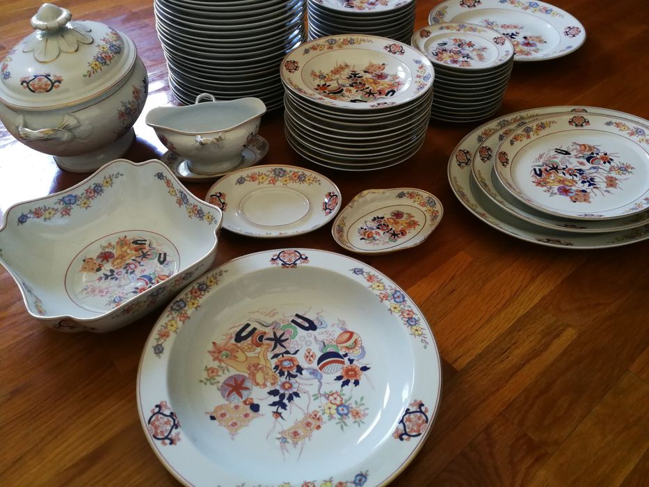 Complete Vista Alegre Dinnerware Set425381512757923843