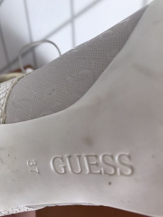 Buty Guess