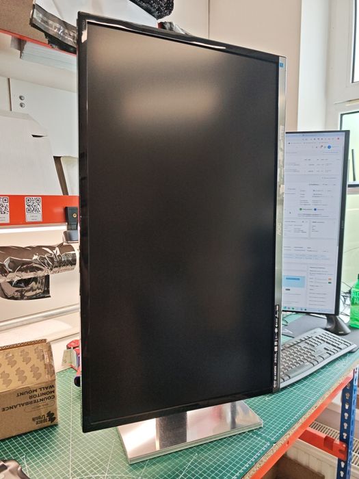 Monitor AOC Q3277PQU 32" QHD 2560x1440 LED MVA PIVOT PION POZIOM  Regulowana Podstawa