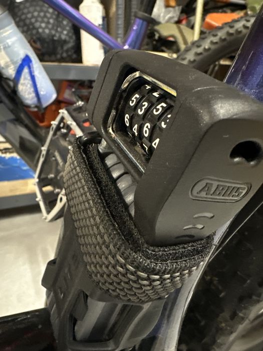 Trek marlin 8+ rower elektryczny bosch rock shox deore rama XL