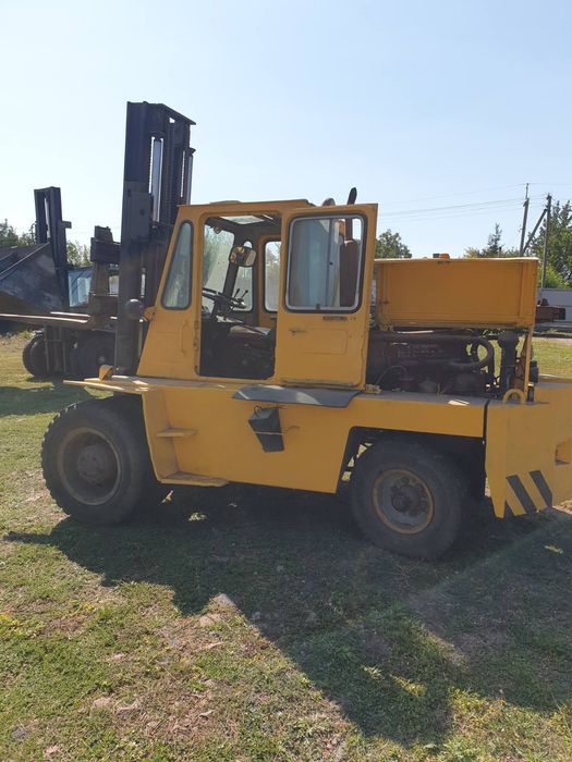 Львовский погрузчик.Львівський автонавнтожувач (львівський погрузчик)