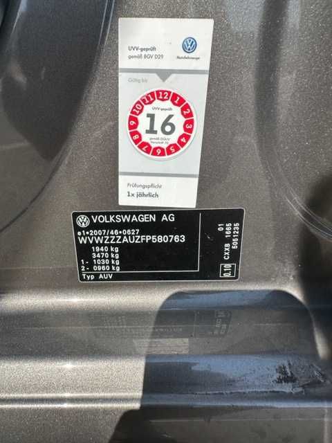 Volkswagen Golf 1.6 TDI DSG