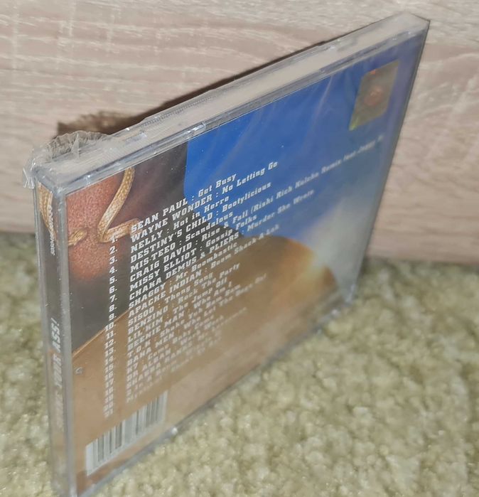 Shake Your Ass! / CD / FOLIA /