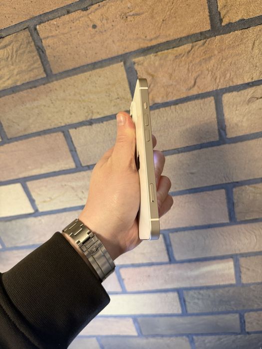 Apple iPhone 14 128Gb. ( Starlight )