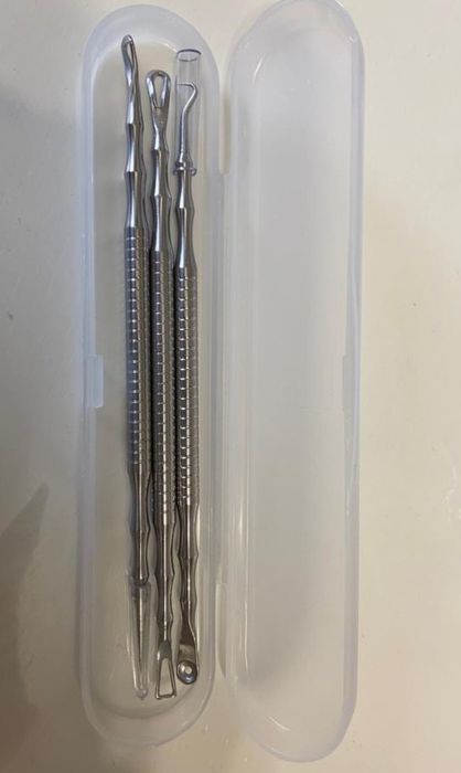 Наборы инструментов и Пинцеты для удаления черных точек и угрей