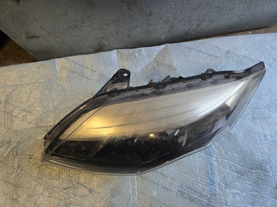 lampa przód Renault Laguna 3 lift