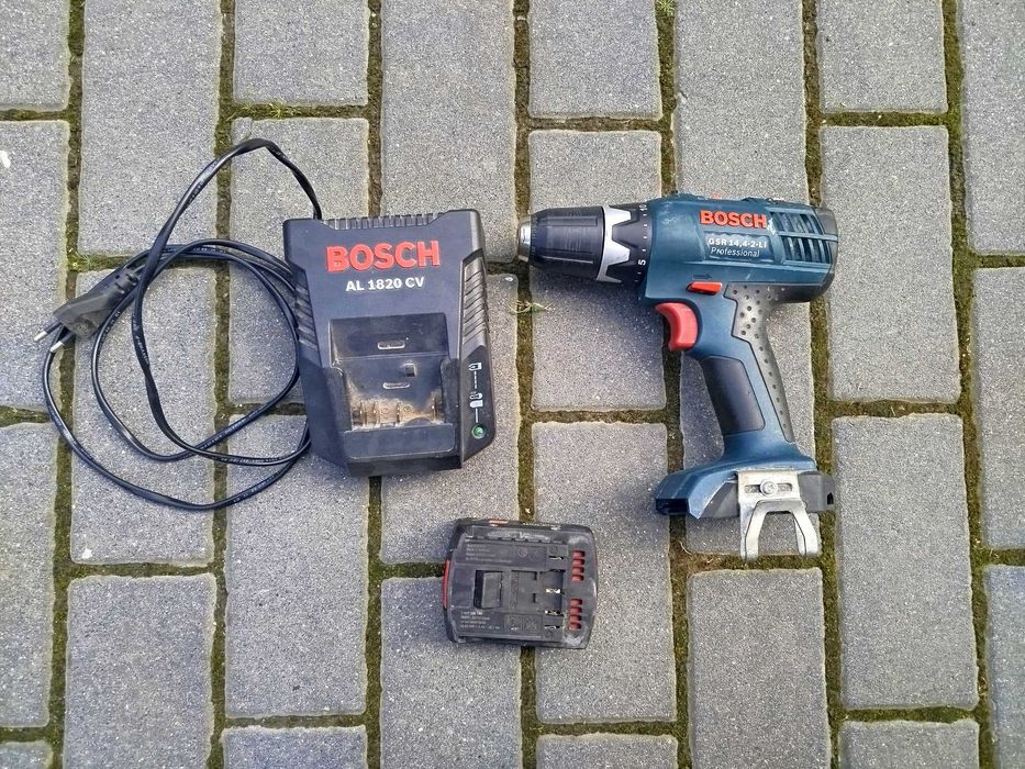 Wkrętarko-wiertarka Bosch GSR 14,4-2-LI Professional, uszkodzona