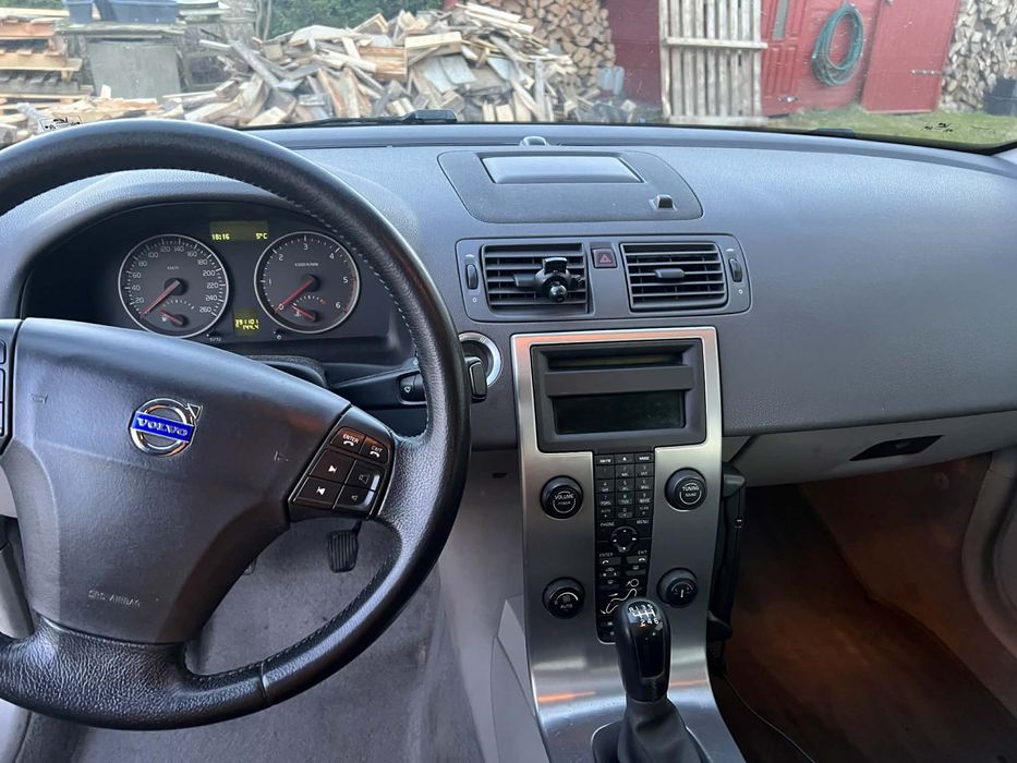 Samchód volvo s40