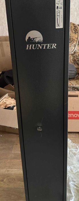 Сейф для зброї Hunter GLS 260 на 4 рушниці