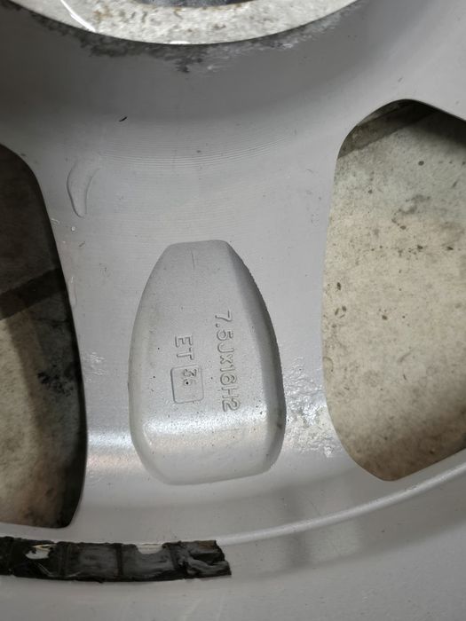 Alufelgi BMW 5x120 7,5jx16" AUTEC et35 felgi alumniowe otwór  72,6