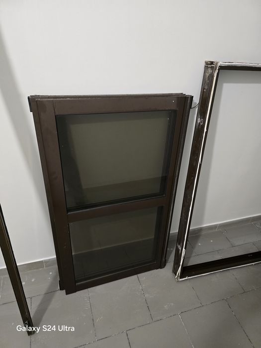 Resguardo , base duche,porta ,janela