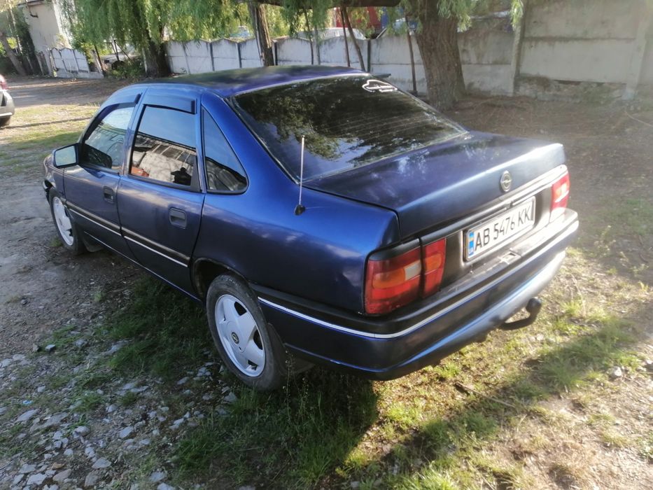 Opel Vectra A 2.0 газ/Бензин