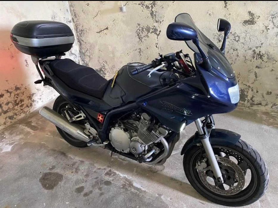 Yamaha XJ900S de 1999