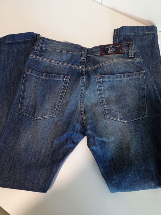 Calças de rapaz novas