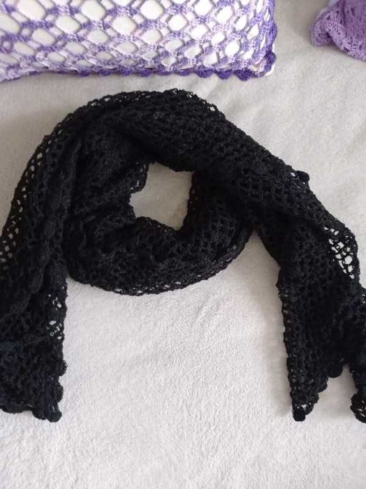 Nowy czarny szalik robiony na szydełku hand made kod587