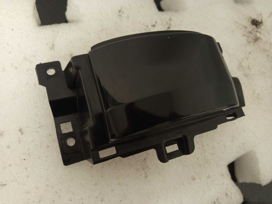 Zaślepka Obudowa Radaru prawa AUDI Q8 4M8 Q7 4M0 , 4M8.853.194