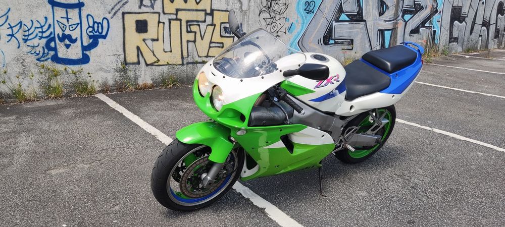 Kawasaki ZXR 750