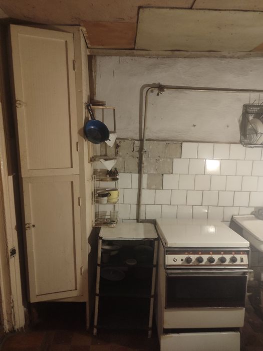 Продаж частини будинку в місті Сміла, центр міста.